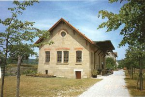 Lagergebäude eines Bahnhofs