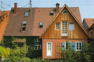 Außenansicht eines historischen Bauernhauses