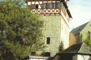 hohes Fachwerkhaus