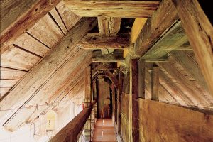 Gang an einem Bauernhaus