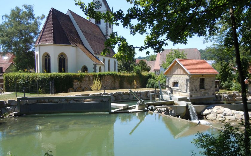 Kirche und Wasserwerk